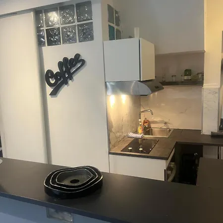 Quel Apartment